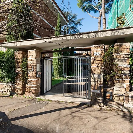 Parco Degli Acquedotti 2bedroom Apartment Rome