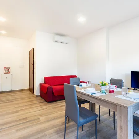 Apartment Parco Degli Acquedotti 2bedroom Rome
