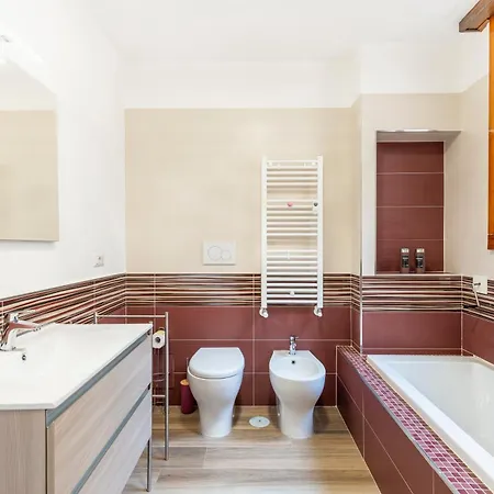 Apartment Parco Degli Acquedotti 2bedroom Rome