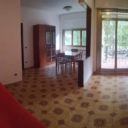 Homestay Casa Della Nonna - Female Only Rome