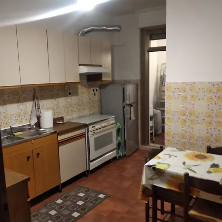 Casa Della Nonna - Female Only * Rome