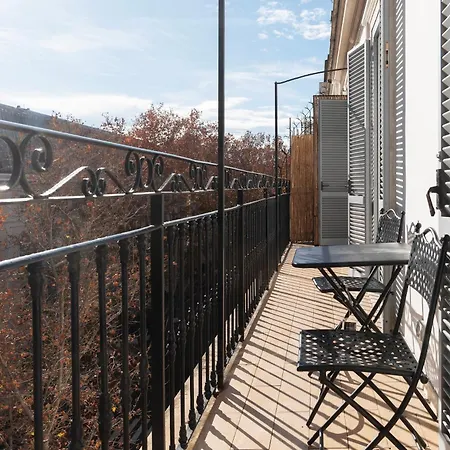 Apartment Castro Pretorio 24 - Fromhometorome Rome