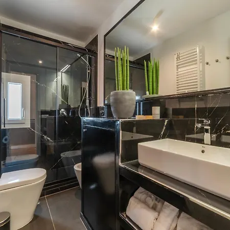 Castro Pretorio 24 - Fromhometorome Apartment