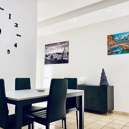 Nicole Apartment Rome