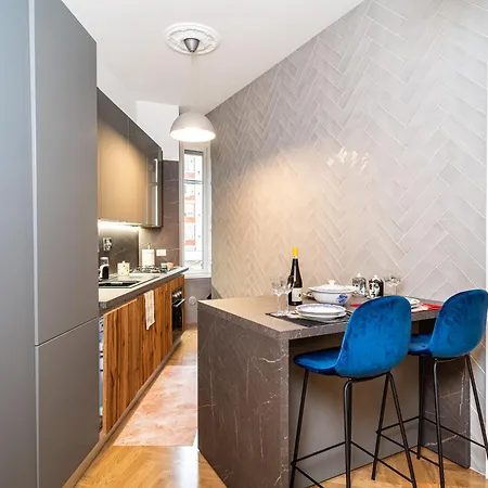Vatican Boutique Rhome