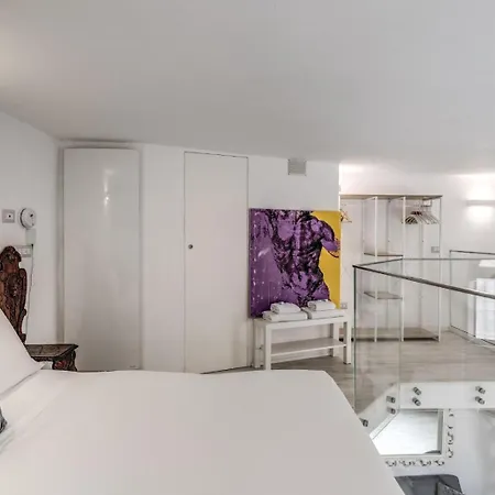 Apartment Elegant Flat In The Historic Near Colosseum! *