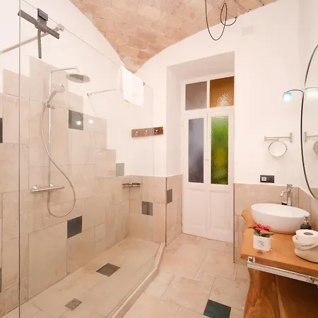 Vatican Apartment *