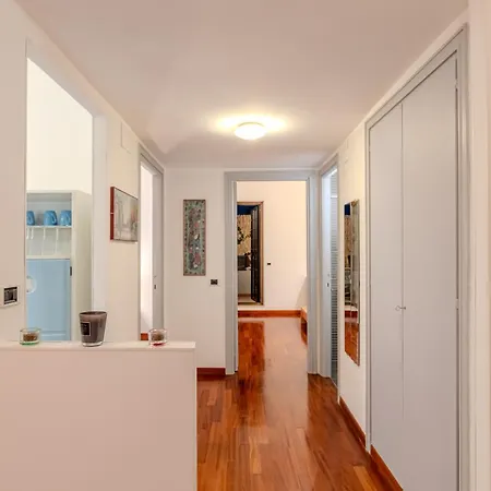 Apartment Vatican, 2 Bedrooms With Terraces And Garage