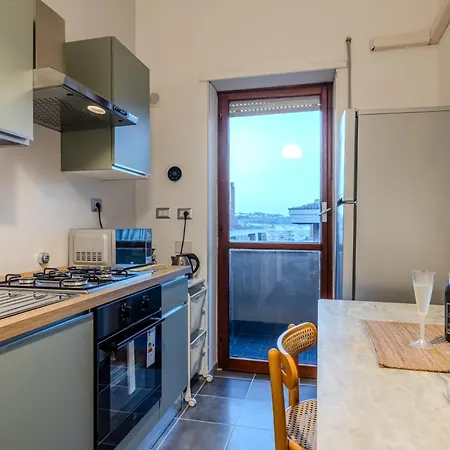 Apartment Vatican, 2 Bedrooms With Terraces And Garage