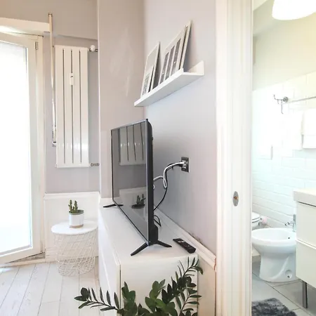 Casa Di Lola Metro Conca D' Oro Apartment Rome
