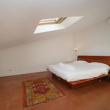 Apartment Juan's Trevi Buddyrent *