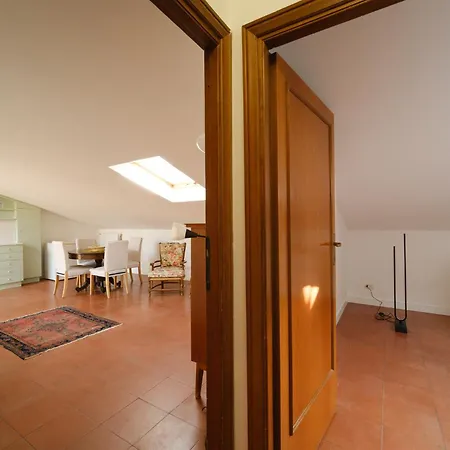 Apartment Juan's Trevi Buddyrent