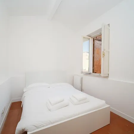Apartment Juan's Trevi Buddyrent