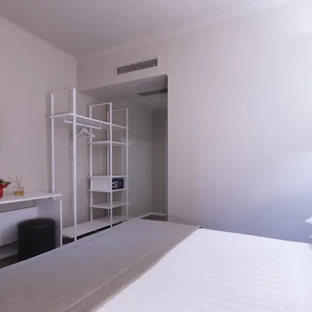 The Smooth Hotel