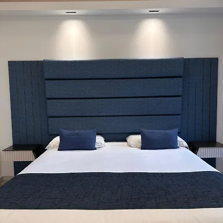 Maison Tritone 4* Řím