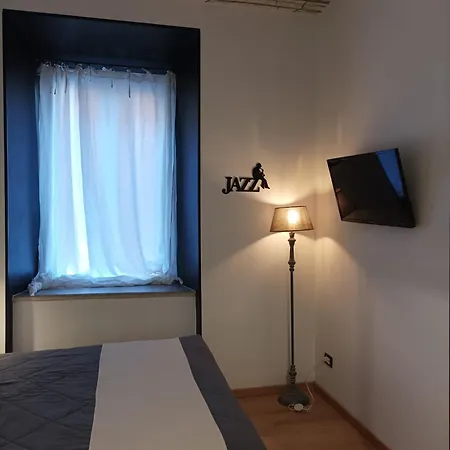 St Peter Boutique Music Roma