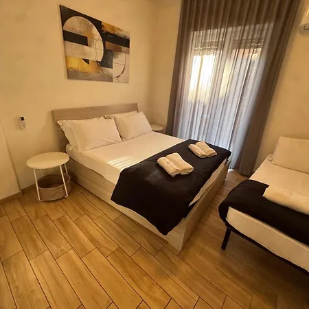 Apartment Luciano Colosseo Rome