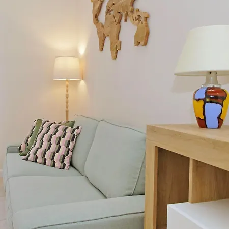 Apartment Balconcino Romantico A Via Aosta