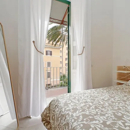 Balconcino Romantico A Via Aosta Apartment Rome