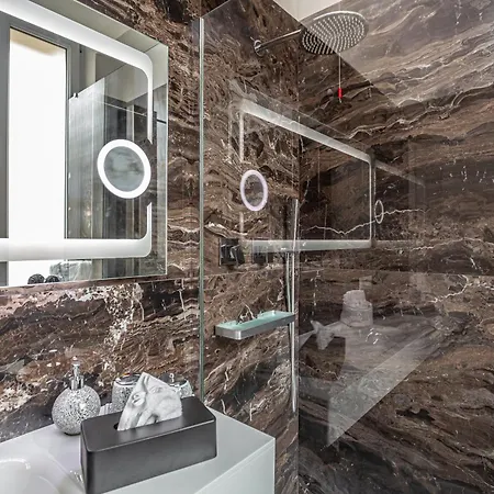 Luxury Over Time Apartment *