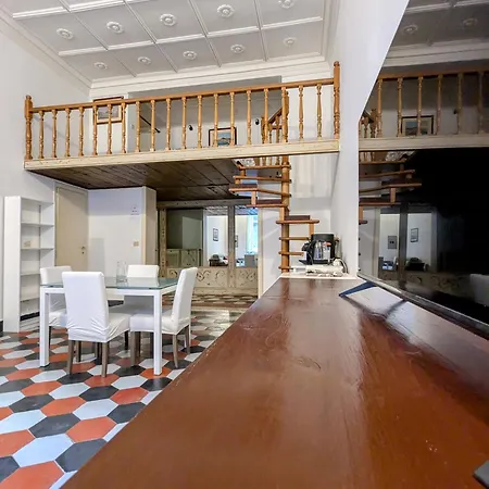 Lovely Piazza Navona Apartment Rome