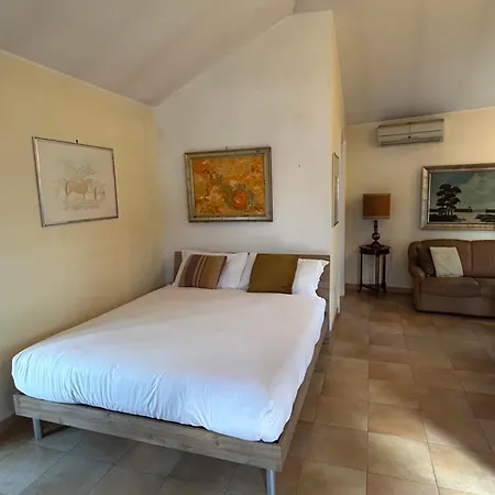Attico - Terrace And Wi Fi Apartment