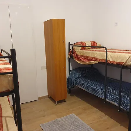 Hostel Tom 38