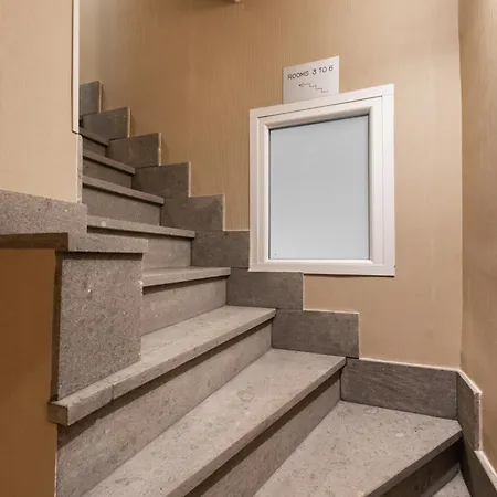 H77 - Maison D'art Collection Apartahotel Roma