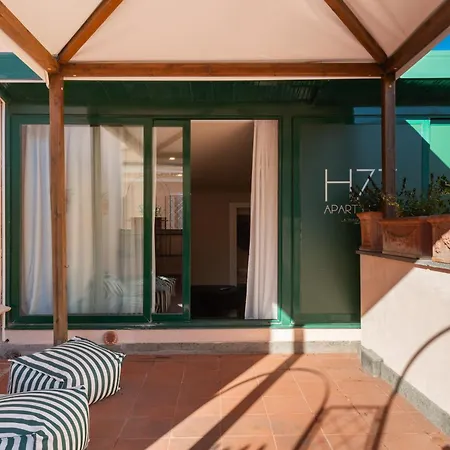 H77 - Maison D'art Collection