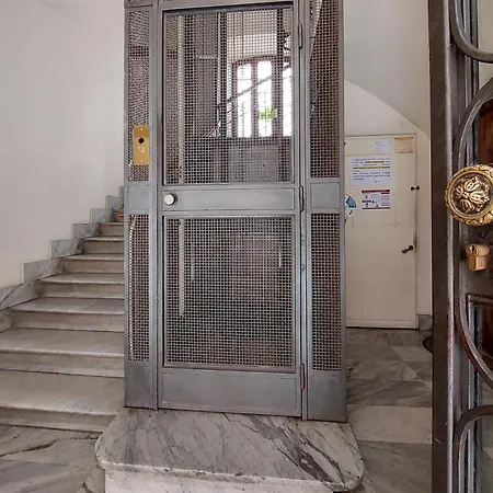 Luxury In The Ghetto's Heart Rome