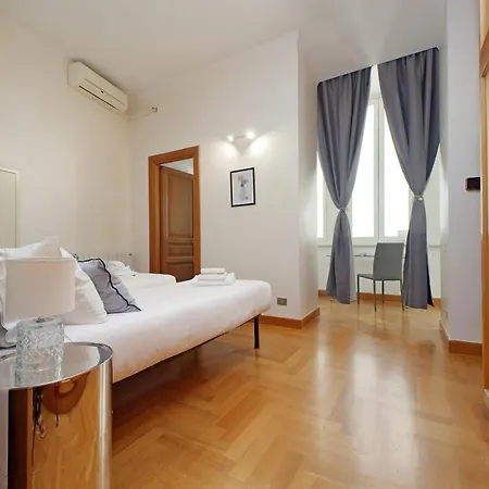 Luxury In The Ghetto's Heart Rome