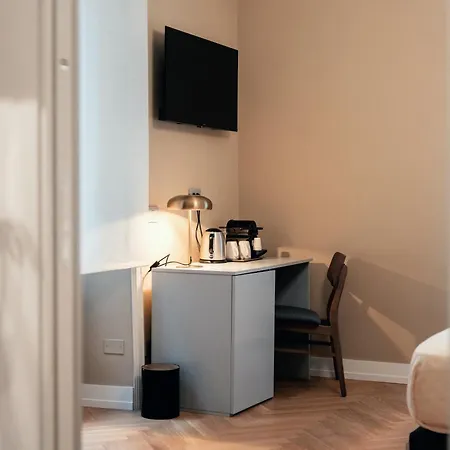 Pepe's Place - Manzoni Guest house *