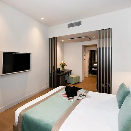 77 Seventy-seven Luxury - Maison D'art Collection Hotel 4*