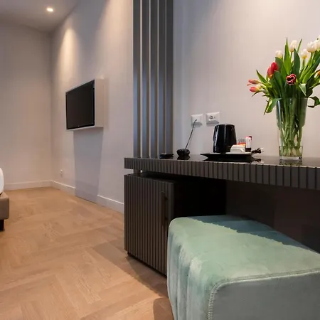 77 Seventy-seven Luxury - Maison D'art Collection Hotel Rome
