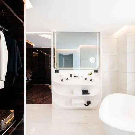 Romeo Hotel 5*