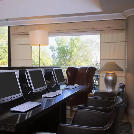 Courtyard By Marriott Park 4* Roma
