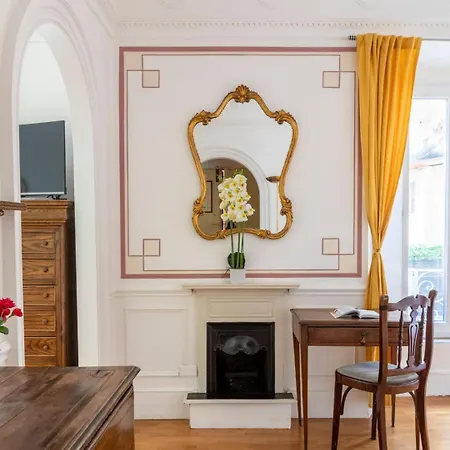 Martina House Bed & Breakfast 3*