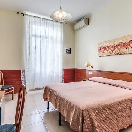 Hotel Katty *