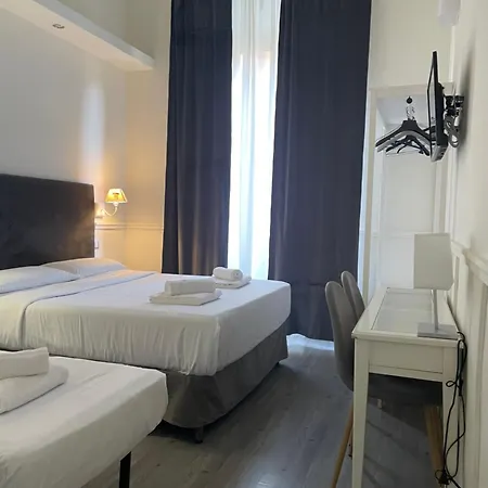 Arts & Guest house *