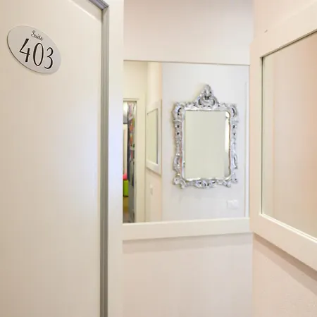 Domus Spagna Frattina Guest house 3*