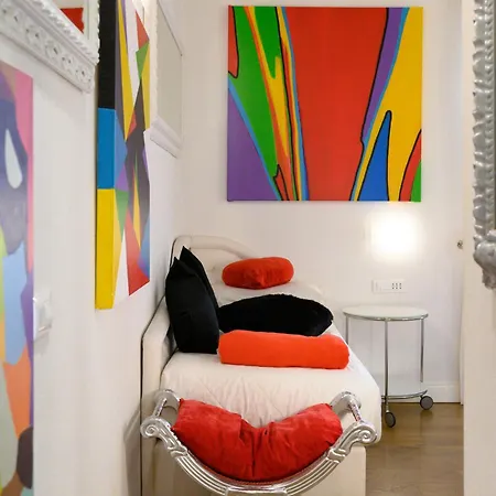 Domus Spagna Frattina Guest house Rome