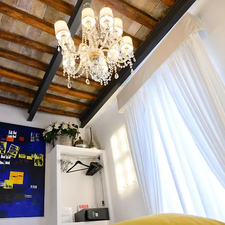 Domus Spagna Frattina Guest house 3*