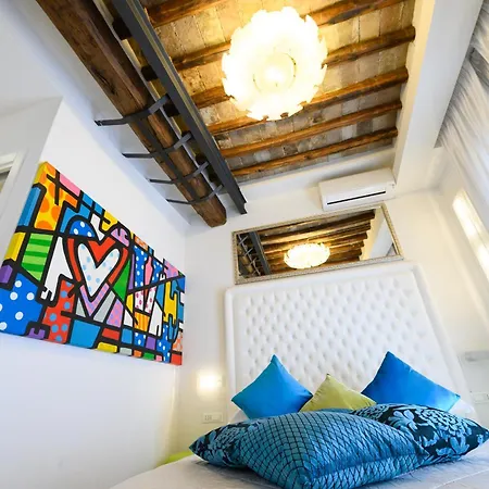 Domus Spagna Frattina Guest house 3*