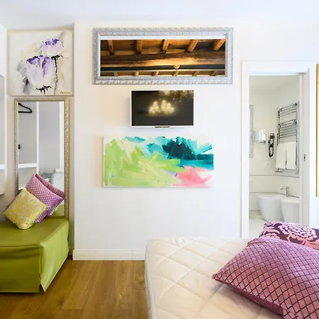 Guest house Domus Spagna Frattina 3*