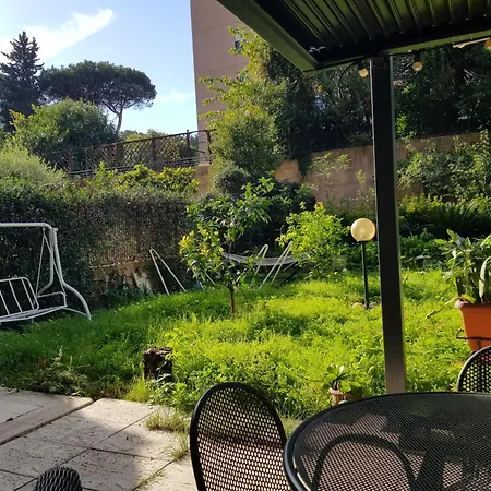 Eur Charme Apt&garden Apartment *