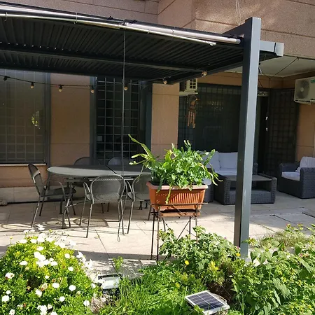 Apartment Eur Charme Apt&garden *