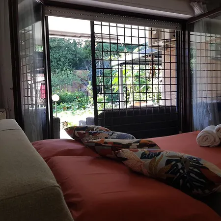 Apartment Eur Charme Apt&garden
