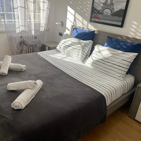 Apartment 31 *