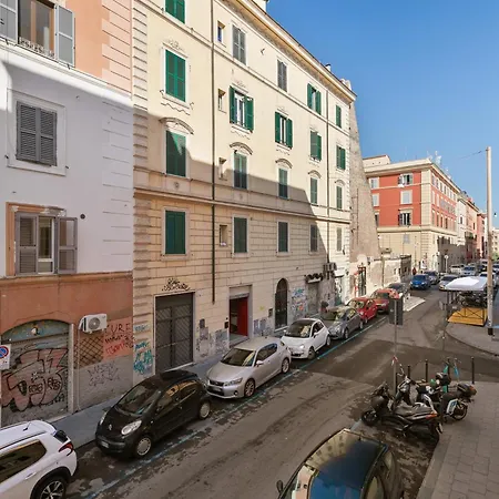 Apartment San Lorenzo Moderna