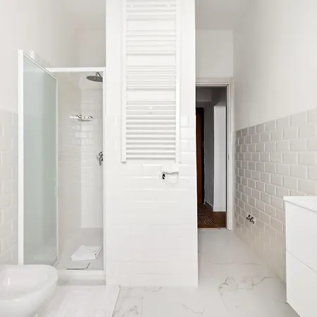 San Lorenzo Moderna Apartment *